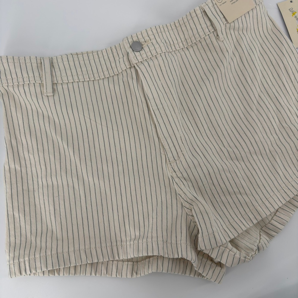 Universal Thread Womens High Rise Sailor Shorts‎ Cream Navy Striped Size 16 NWT